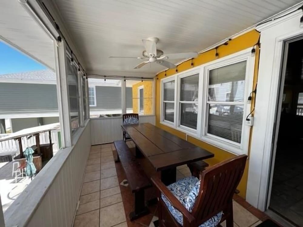 The Ocean House 6 Bedroom Home by RedAwning