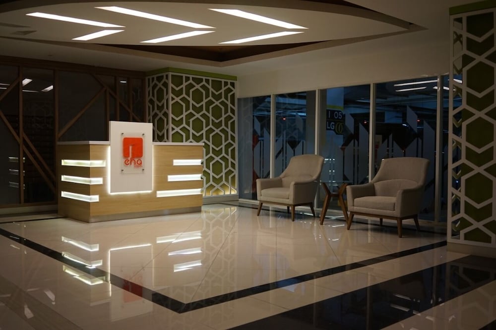 Hotel Grand Kamala Lagoon - Image 1