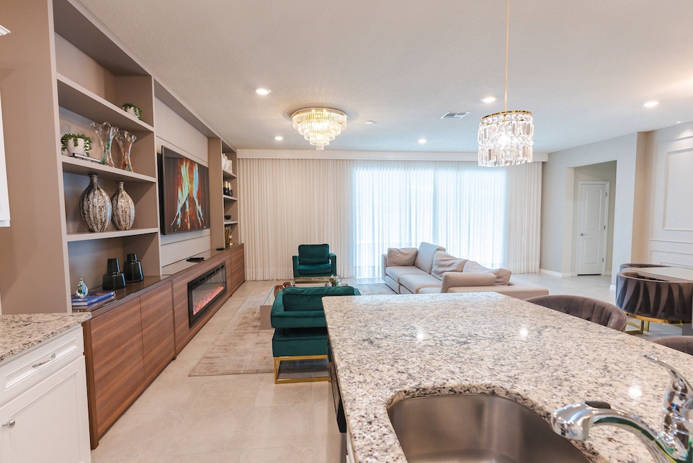New Home Luxury 8 Bedrooms At Windsor Island