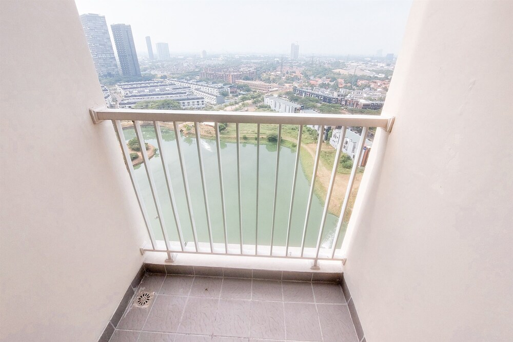Comfortable And Elegant Studio At Pacific Garden Apartment