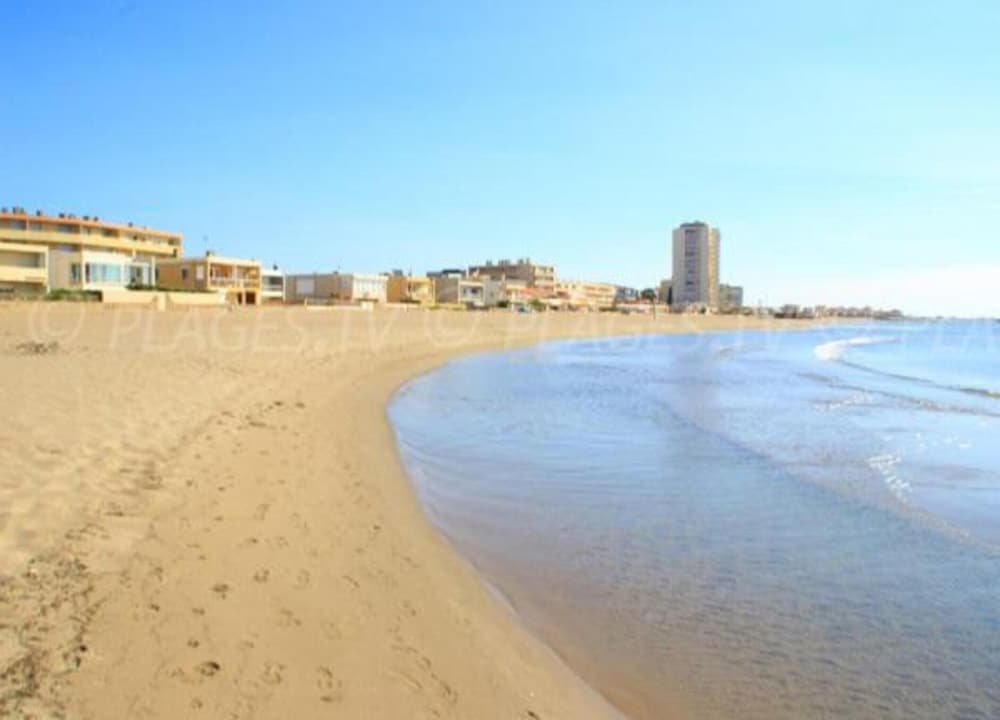 Apartment in Valras Plage With View
