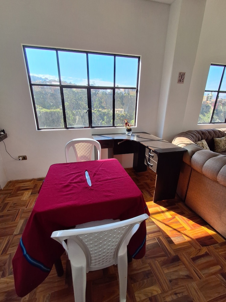 backpackers la paz