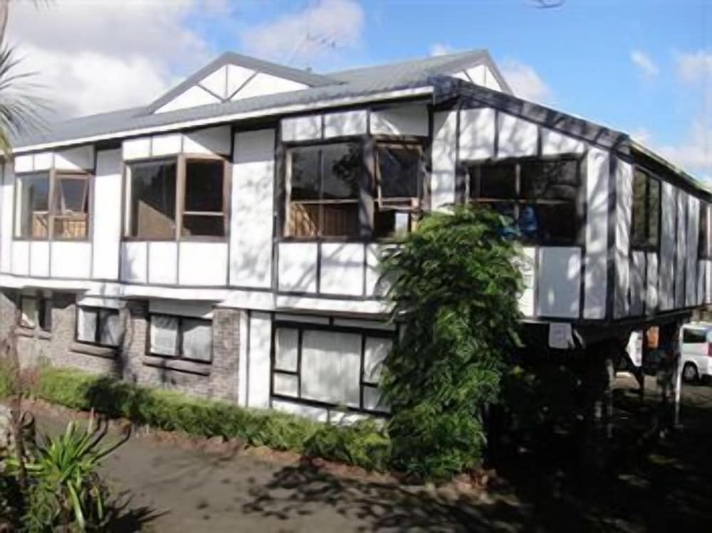 Epsom Motor Inn photo 3