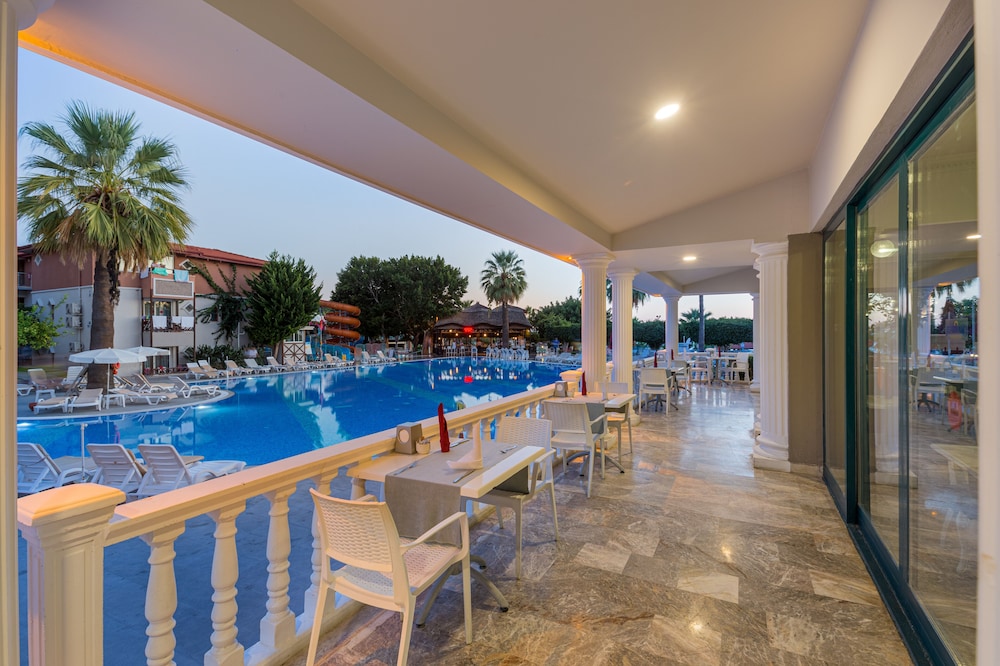 Justiniano Club Alanya – All Inclusive
