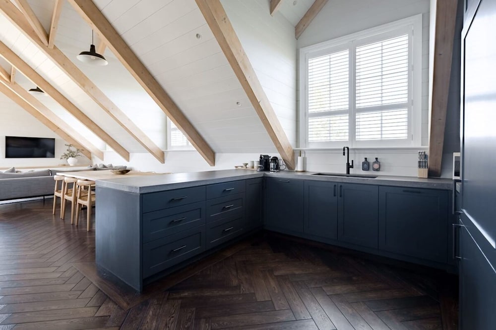 Linnaeus Farm Berry - by Linnaeus Collection