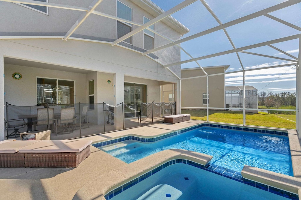 Fully Themed 6bed Fantasy Escape Near Disney