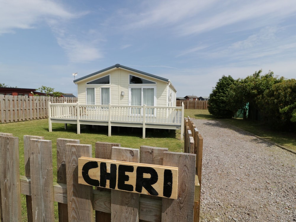 Cheri view 2