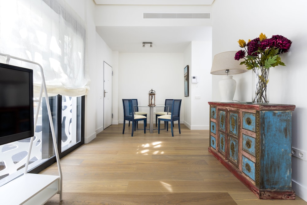 Genteel Home Mateos Gago II view 4