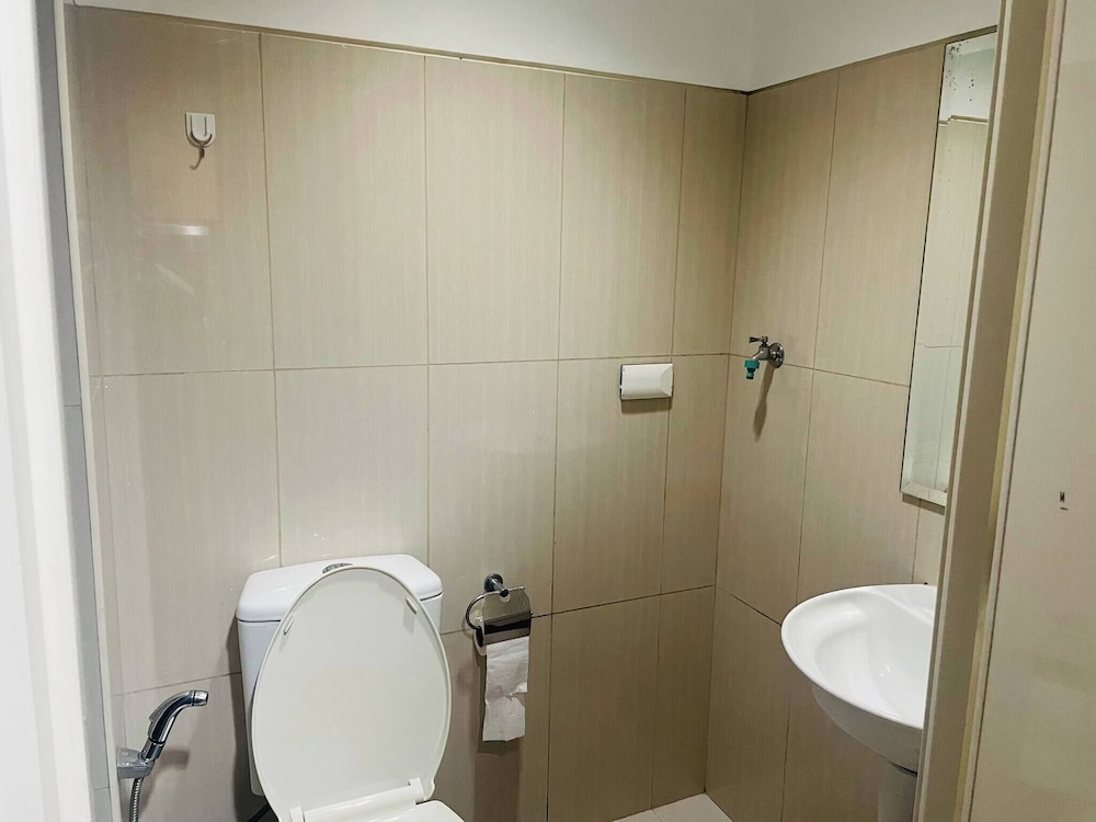 Fancy Pasay City Apartment for Rent - Mall of Asia Nearby Front of Mall Of Asia
