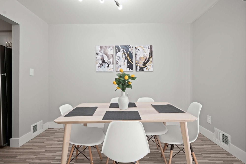 A Unique 2BR 2BA Stay