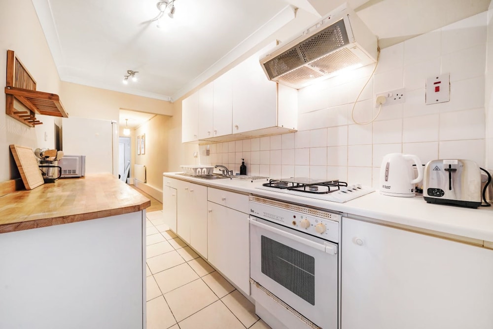 The Earl s Court Wonder - Adorable 1bdr Flat With Terrace