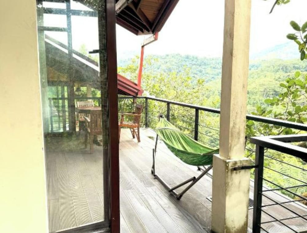 Aqua Dunhinda Villa & Nature Retreat