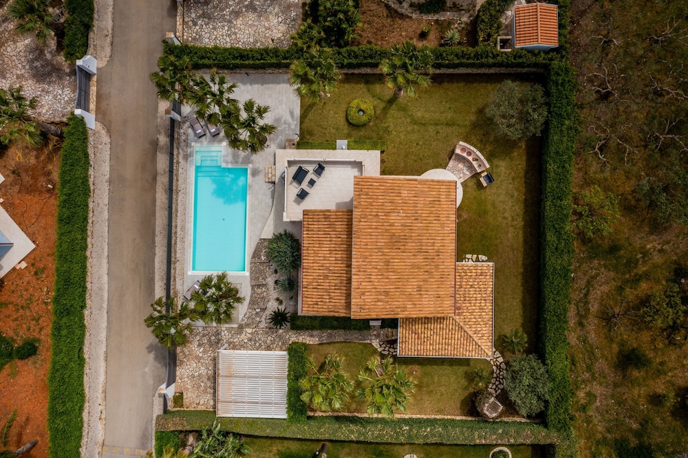 Villa Jacqueline con Piscina Privata 8 Posti Letto