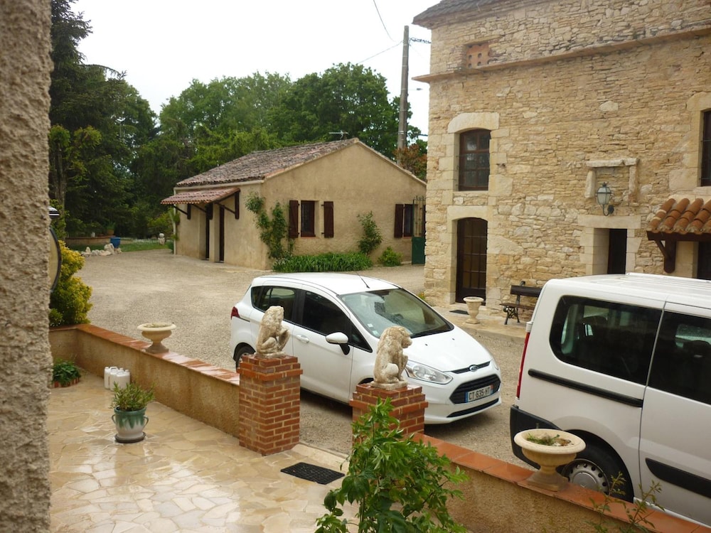 Domaine de la Rode Buze view 2