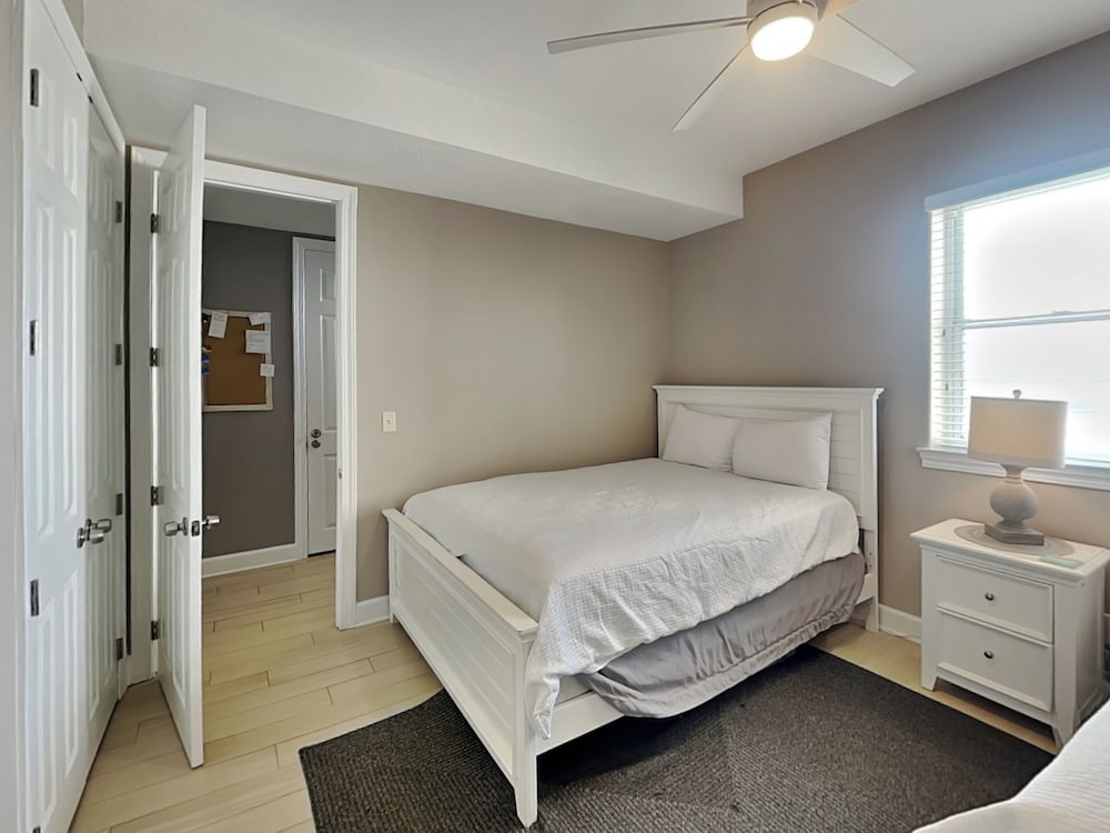 Regency Isle #908 by Southern Vacation Rentals