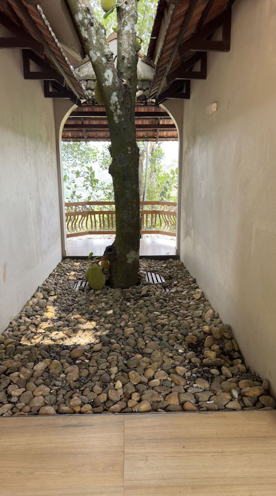Indeevara Retreat