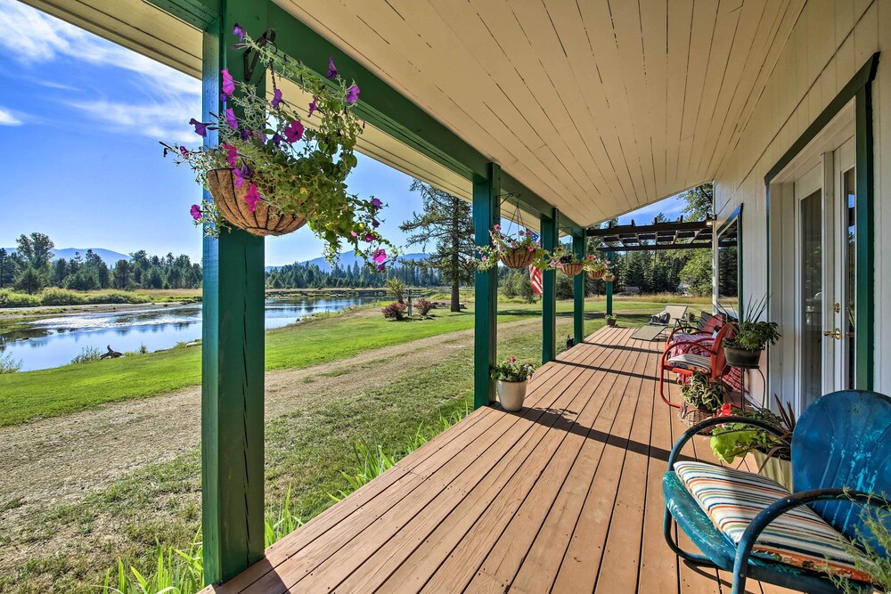 Family Home w/ Stunning River & Mountain View view 4