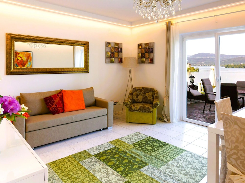 Worth Apartment in Maria in the Garden