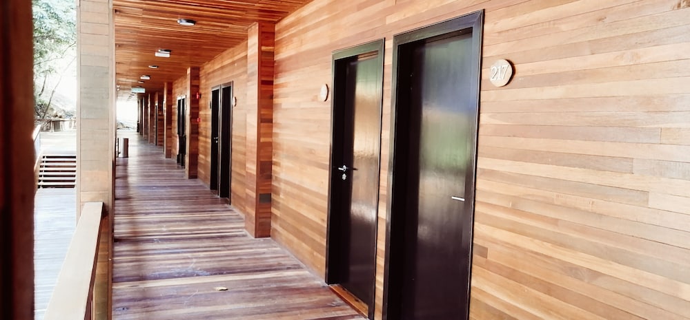 Mamutik Island Lodge