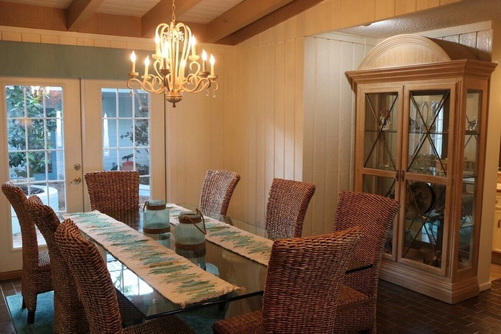 Pelican Bay Resort
