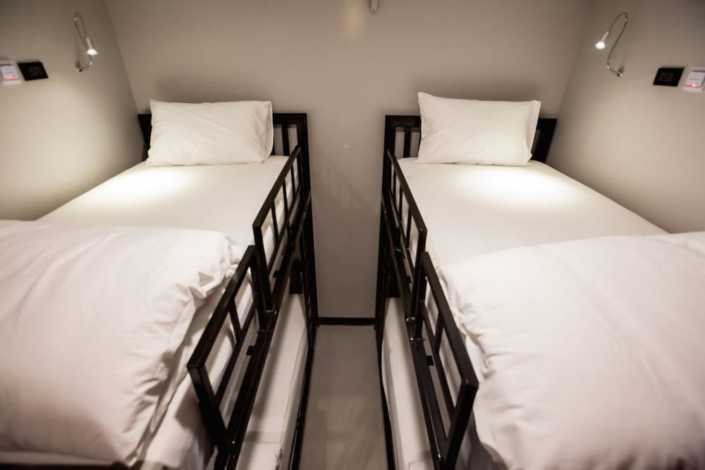 Jellybean The Blocks Hostel Sukhumvit 10 - Image 3