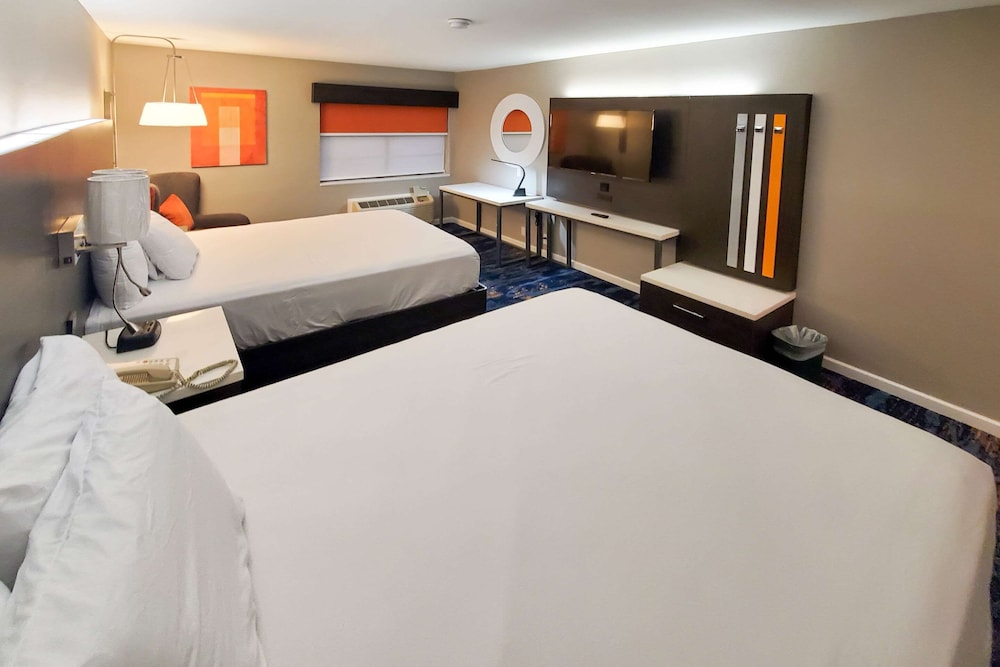 Marshall Vacations - Clarion Pointe Marshall - Property Image 15