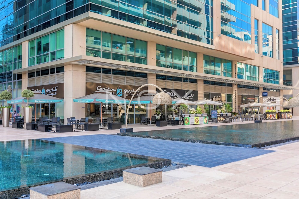 1BR STUDY 706 BAY SQUARE B7