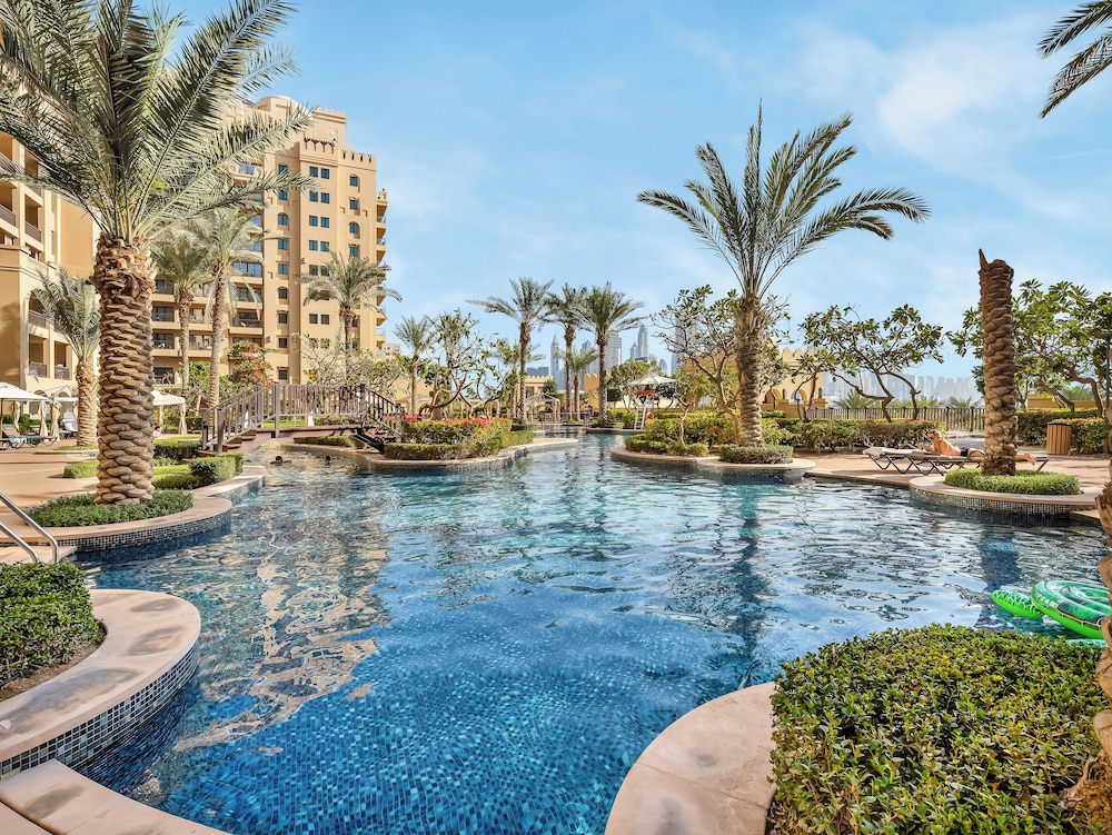 New Fairmont Residences by Propigo