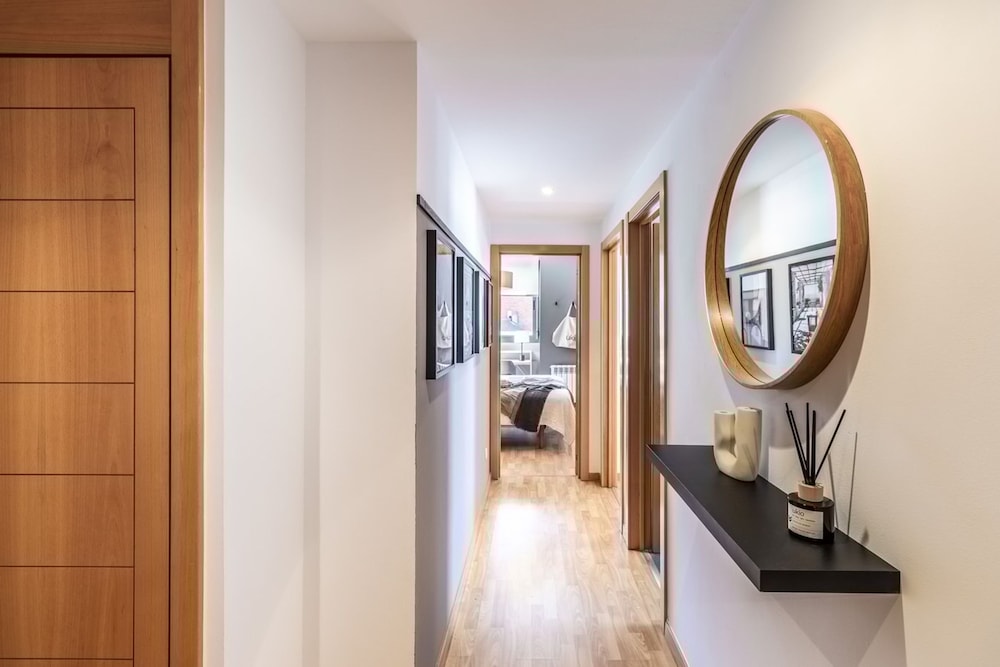 Brezza - 1 Bedroom and Terrace in Goya