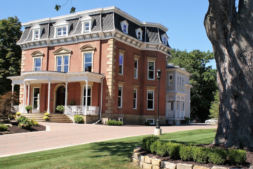 Steele Mansion