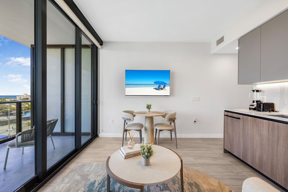 Luxury Condos Near Miami Beach