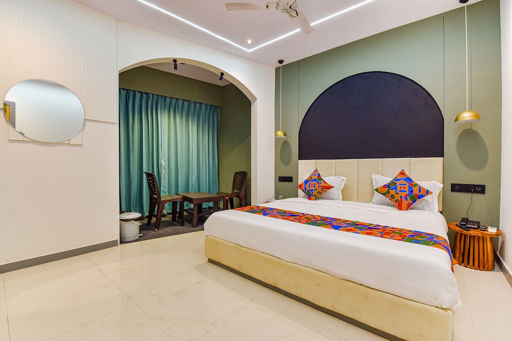 Fabhotel Sky Palace view 4
