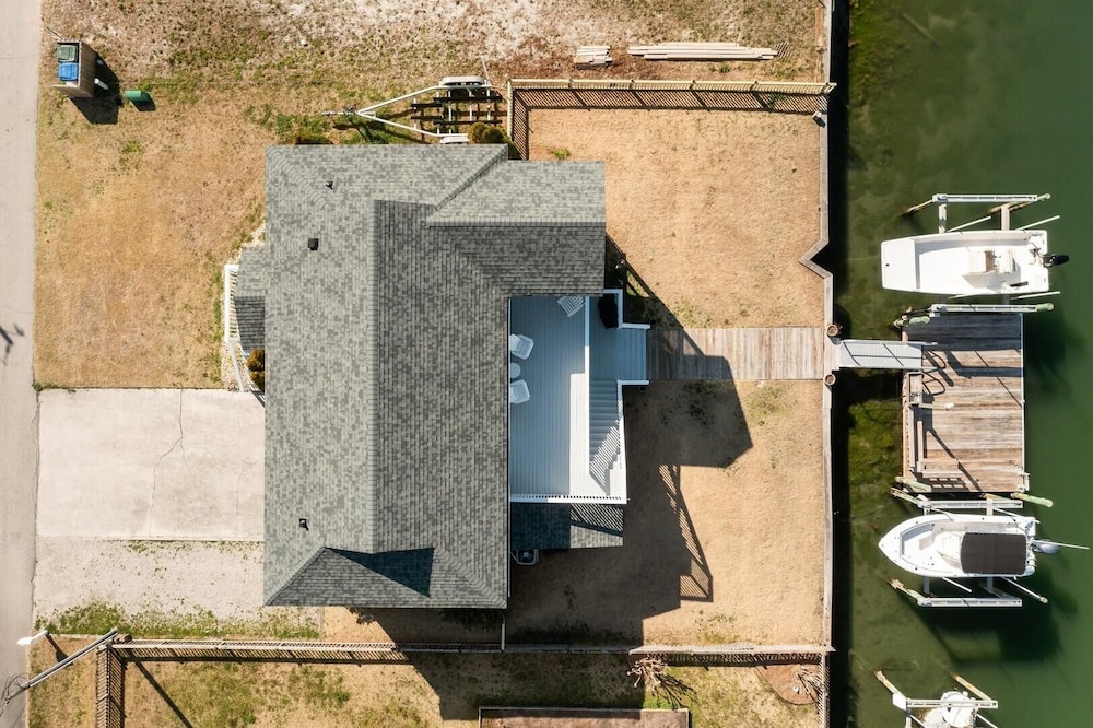 Always Sunday 4 Bedroom Home
