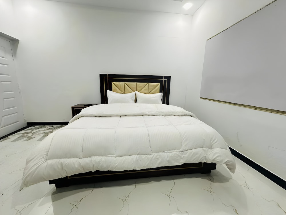 Royal Grand Guest House view 5