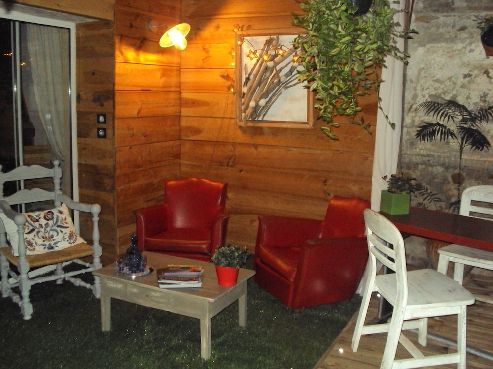 lounge
