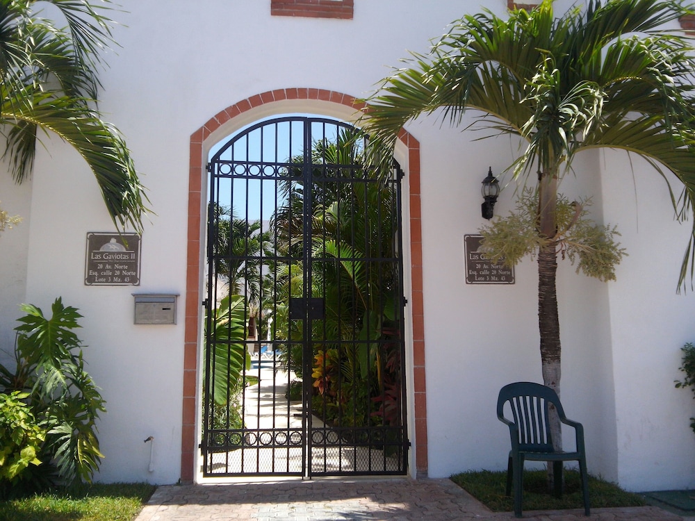 Gaviotas II Condo Hotel