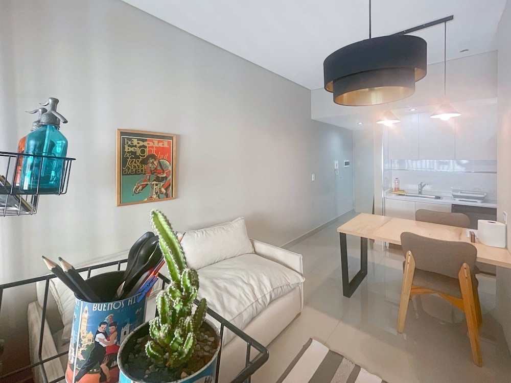 Ayres Suites Moreno