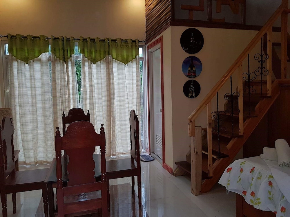 Villa Saturnina