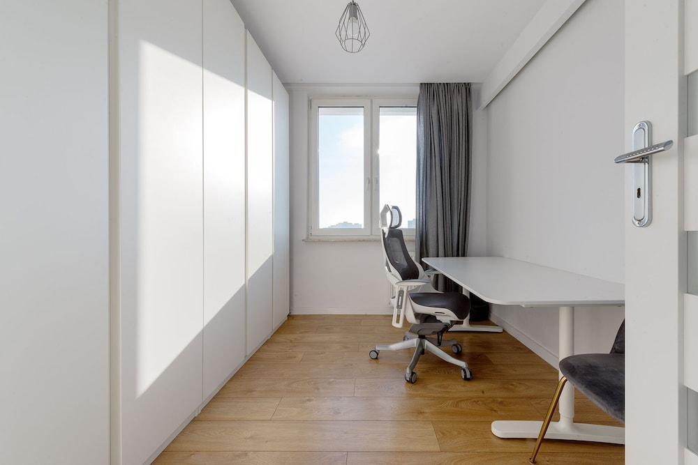 RentPlanet - Apartament na Saskiej Kępie view 4