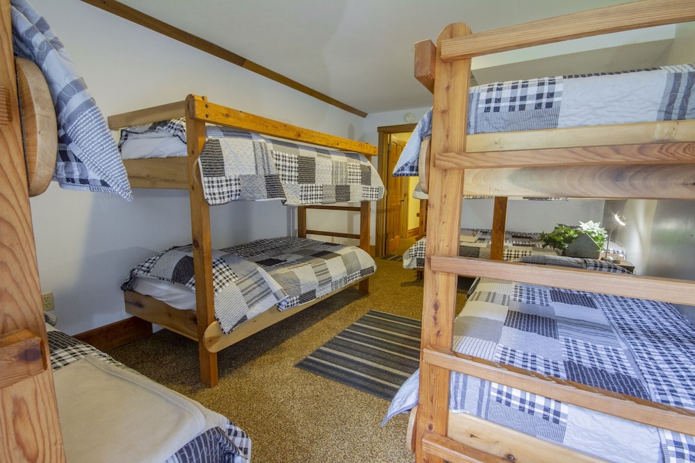 Opossum Creek Retreat - Property Image 25