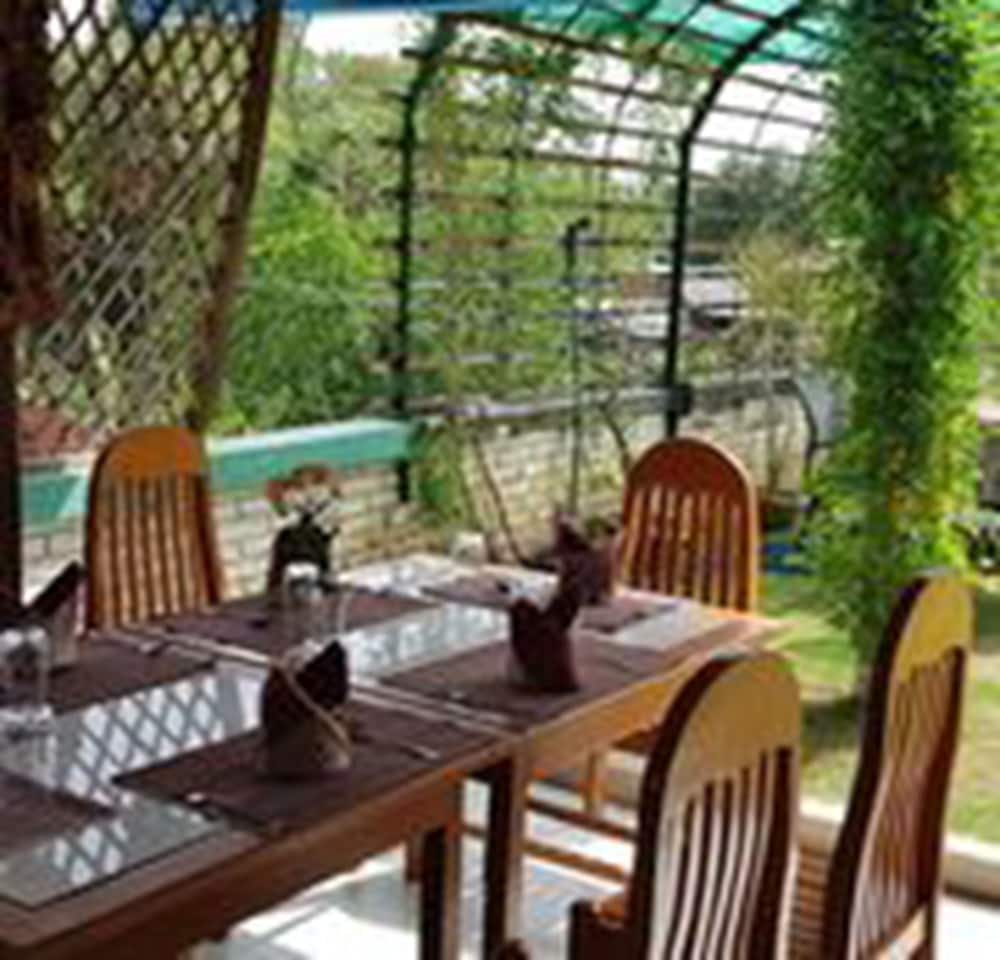 Golden Rose Guest House