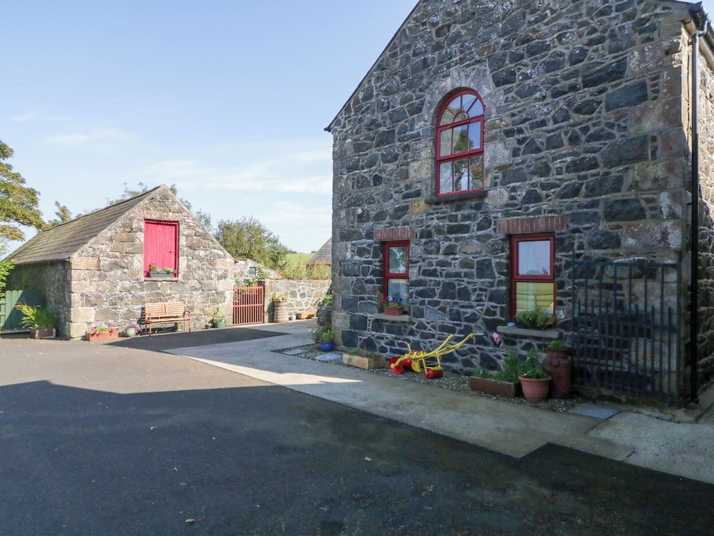 Colliers Barn