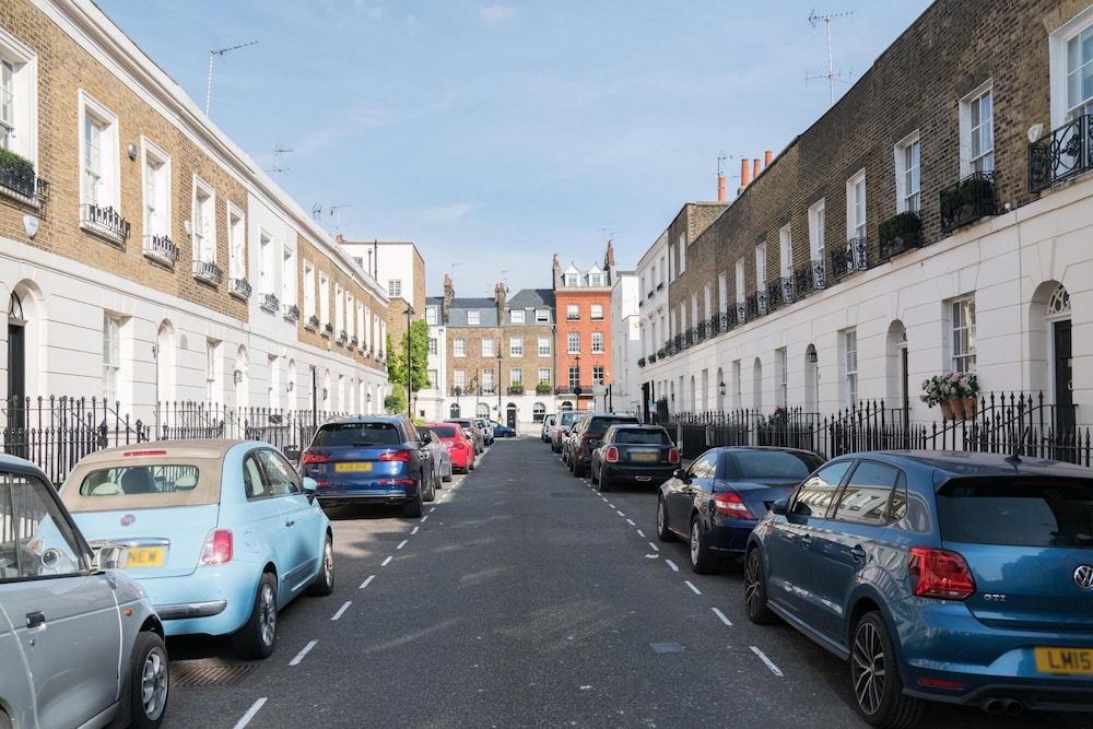Stylish Sloane Square Home Close to Victoria