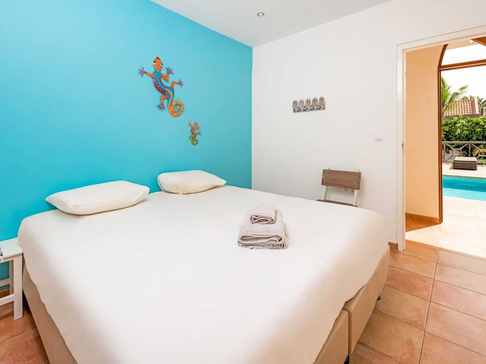 Holiday Villa at Jan Thielstrand in Willemstad