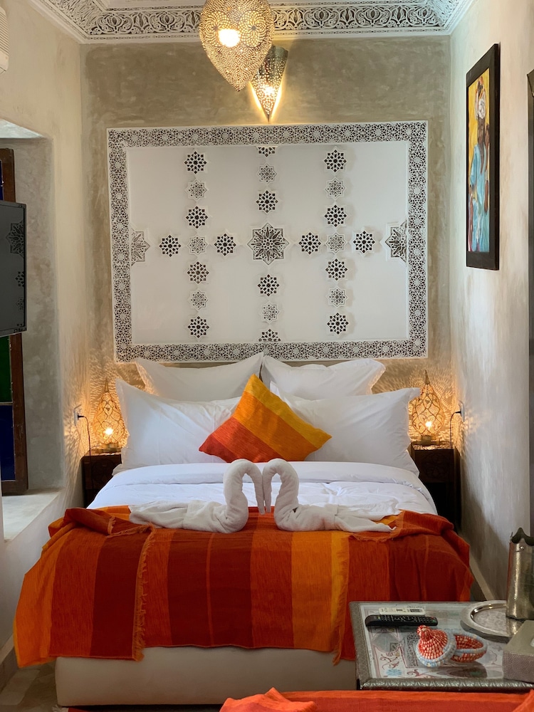 Riad Abaka by Ghali