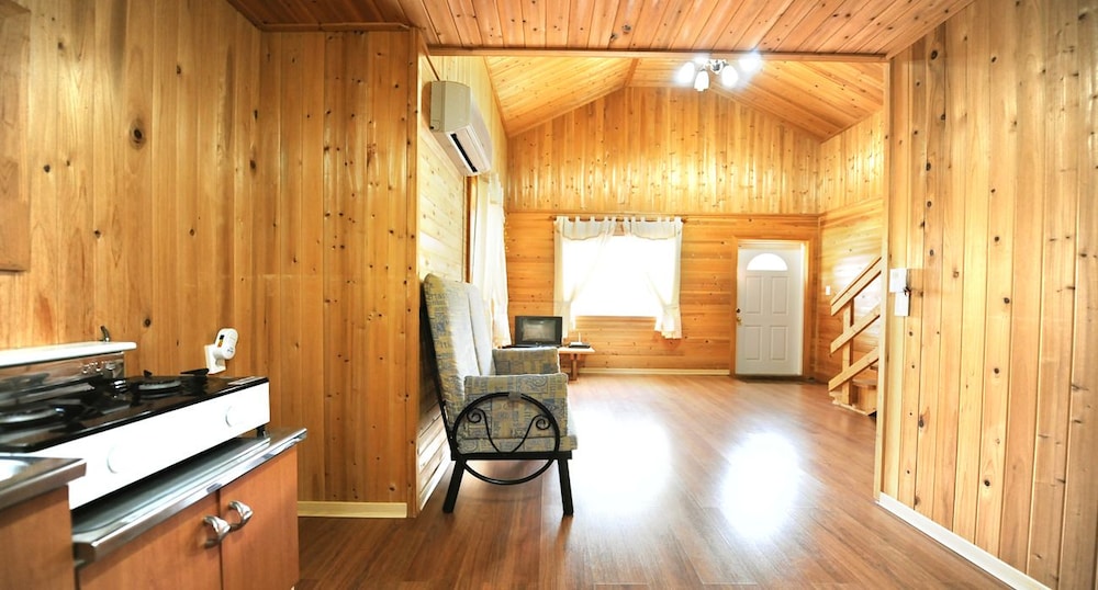Jeju Log Pension