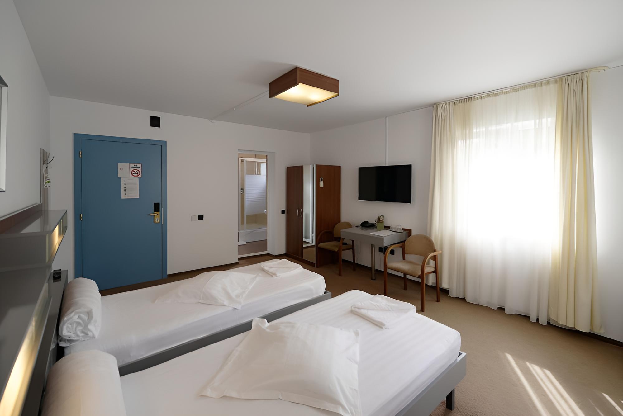 Vila Rosa view 5