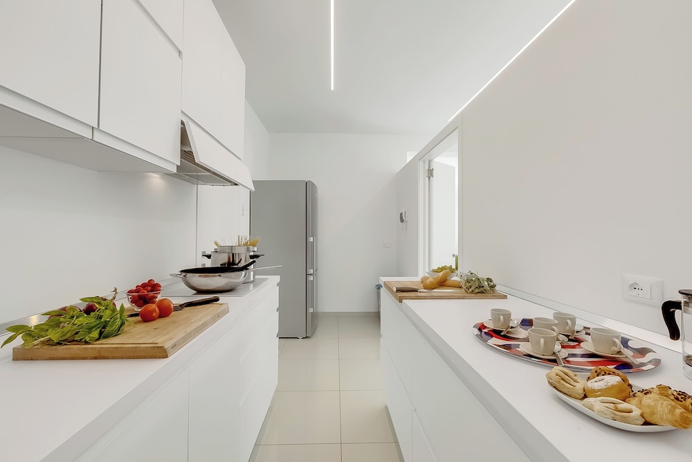 Villa Chimera White With Panoramic Pool