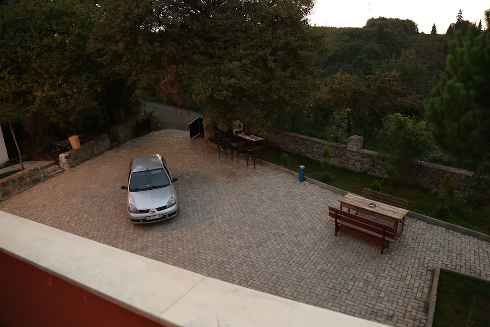 Boudil Park Villas view 4