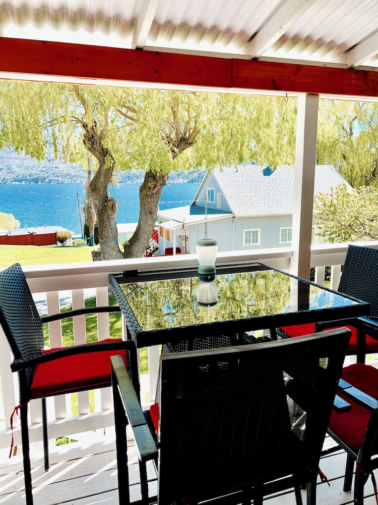 Peachland Beach Resort